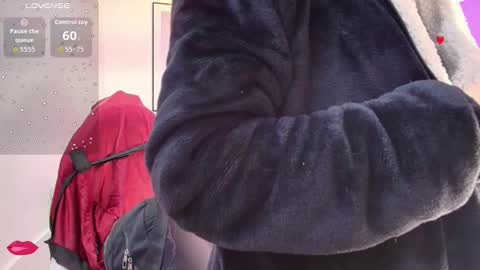 Snapshot of theia_moon_ chatting on February 2026 03:38:02 AM Theia online show from February 2026 03:38:02 AM