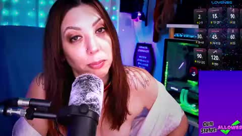 Snapshot of thekittengirlnix chatting on July 2026 07:05:02 PM Nix online show from July 2026 07:05:02 PM