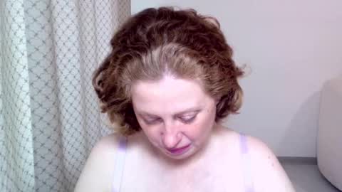 Ella online show from October 2025 08:47:02 AM