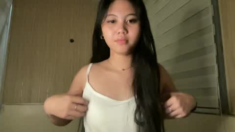 thelifeof_kiara online show from June 2026 07:41:02 PM