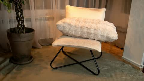 Madison online show from April 2026 02:56:01 AM