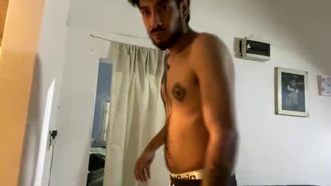 Snapshot of themarttinguyyy chatting on September 2025 11:50:02 PM themarttinguyyy online show from September 2025 11:50:02 PM