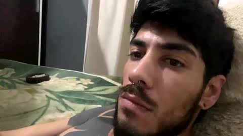 Snapshot of themarttinguyyy chatting on September 2025 12:23:02 AM themarttinguyyy online show from September 2025 12:23:02 AM