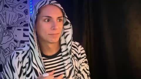 Lucy Lucy online show from October 2025 02:52:01 AM