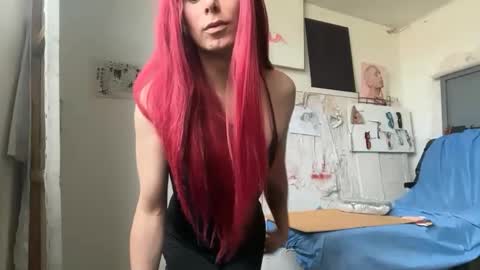 Lucy Lucy online show from February 2026 04:05:02 PM