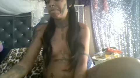 Snapshot of themoodywitch chatting on January 2025 07:06:01 PM the moody witch online show from January 2025 07:06:01 PM