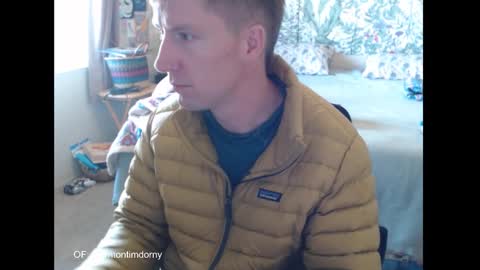 Daisy and Tim online show from March 2026 07:20:02 PM