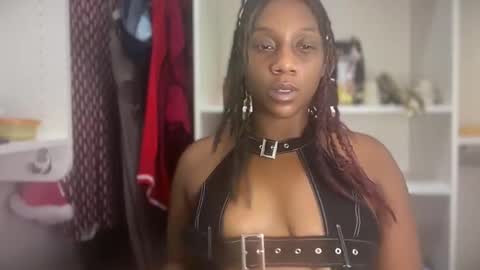TheNaturalGoddess online show from May 2026 09:31:02 PM