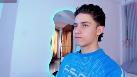 Snapshot of theohawke_ chatting on January 2025 05:47:02 PM THEO- MATEO online show from January 2025 05:47:02 PM