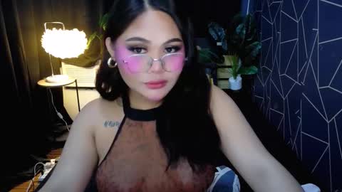 FRANCINE online show from March 2026 10:05:02 PM