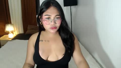 FRANCINE online show from April 2026 01:54:01 AM