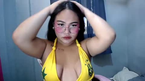 FRANCINE online show from June 2026 01:33:01 AM