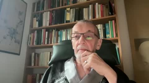 theowlandthe online show from December 2024 09:34:02 AM