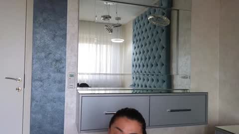 Snapshot of theowonder chatting on January 2025 12:47:02 PM Theowonder online show from January 2025 12:47:02 PM