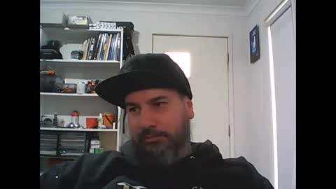 Snapshot of theozbeardguy chatting on October 2025 02:17:01 AM aussiebeard online show from October 2025 02:17:01 AM