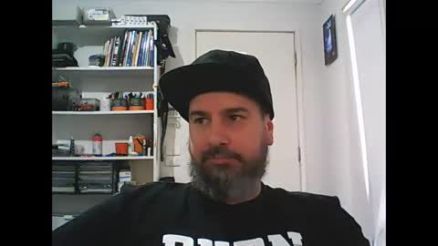 Snapshot of theozbeardguy chatting on October 2025 01:36:02 AM aussiebeard online show from October 2025 01:36:02 AM