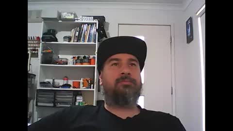 Snapshot of theozbeardguy chatting on October 2025 04:02:01 AM aussiebeard online show from October 2025 04:02:01 AM