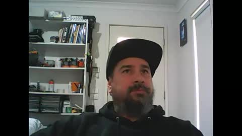 Snapshot of theozbeardguy chatting on October 2025 01:35:01 AM aussiebeard online show from October 2025 01:35:01 AM