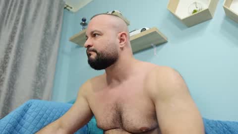 Snapshot of thephenomone chatting on January 2025 08:31:02 AM Chris online show from January 2025 08:31:02 AM