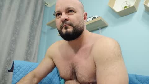 Snapshot of thephenomone chatting on February 2025 06:03:01 AM Chris online show from February 2025 06:03:01 AM