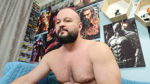 Snapshot of thephenomone chatting on September 2025 11:32:02 AM Chris online show from September 2025 11:32:02 AM