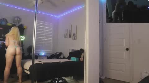 The Plug Love  Friends online show from November 2025 10:48:01 PM