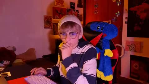 Snapshot of theprince_red chatting on April 2026 07:58:02 PM Matt independent model online show from April 2026 07:58:02 PM
