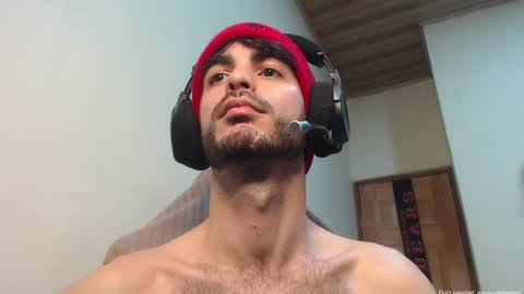 Santiago Enrique online show from January 2025 05:48:01 AM