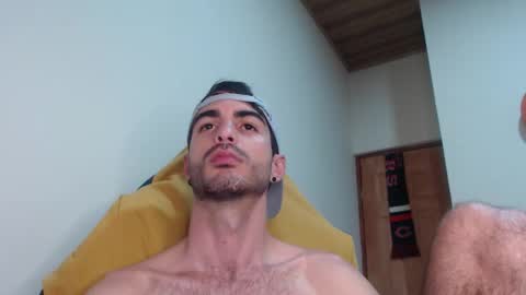 Snapshot of therazhanen chatting on January 2026 05:22:02 AM Santiago Enrique online show from January 2026 05:22:02 AM