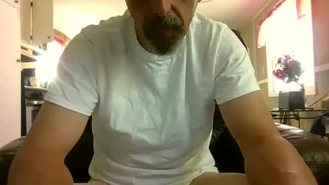 Snapshot of therealbxtruth4010 chatting on June 2026 02:05:01 PM therealbxtruth4010 online show from June 2026 02:05:01 PM
