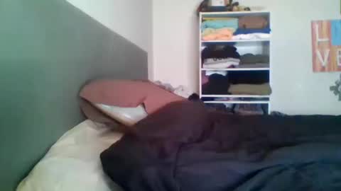 Snapshot of therealprimitive chatting on October 2025 03:54:01 PM therealprimitive online show from October 2025 03:54:01 PM