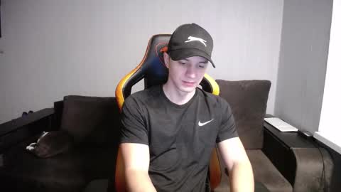 Nick   online show from February 2025 03:54:01 PM