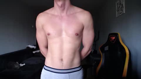 Nick   online show from September 2025 10:26:02 AM