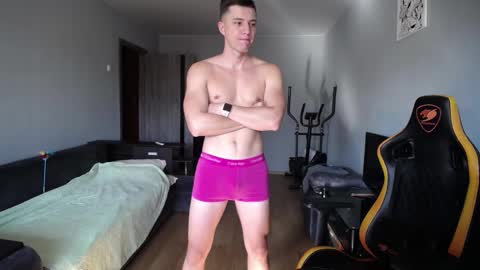 Nick   online show from September 2025 06:24:01 AM