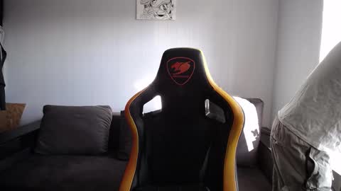 Nick   online show from November 2025 07:11:02 AM