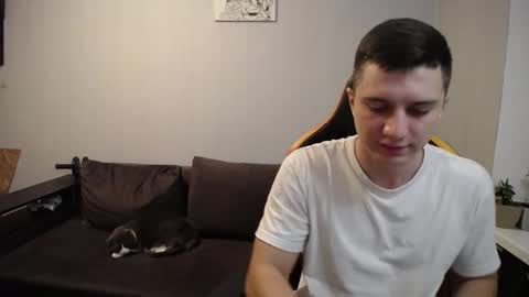 Nick   online show from November 2025 08:36:02 PM