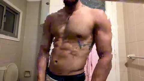 Snapshot of therock998 chatting on May 2026 06:31:02 PM The rock online show from May 2026 06:31:02 PM