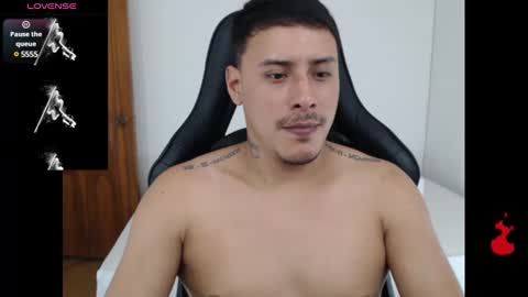 Snapshot of therokalejandro chatting on January 2025 08:15:01 PM ALEJANDRO online show from January 2025 08:15:01 PM