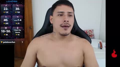 Snapshot of therokalejandro chatting on January 2025 04:18:01 PM ALEJANDRO online show from January 2025 04:18:01 PM