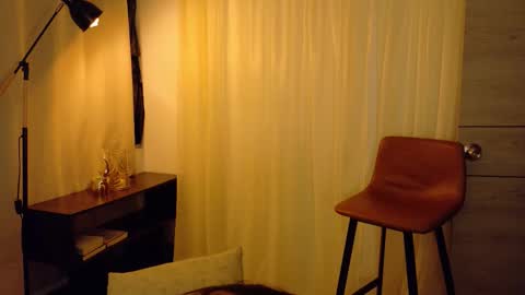 Mar online show from October 2025 01:14:02 AM