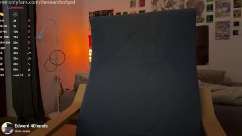 LISA                                            online show from October 2025 06:49:02 PM