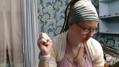 Siren of the Fae online show from December 2025 02:39:02 AM