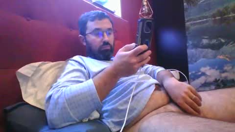 Snapshot of theviper1990 chatting on February 2025 02:28:02 AM Carlos1990 online show from February 2025 02:28:02 AM