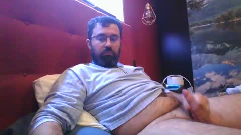 Snapshot of theviper1990 chatting on February 2025 11:33:02 PM Carlos1990 online show from February 2025 11:33:02 PM