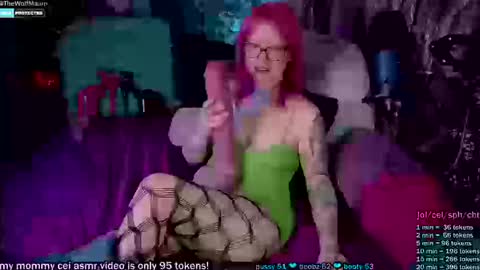 Snapshot of thewolfmaam chatting on September 2025 08:53:02 PM Ana Adrenal online show from September 2025 08:53:02 PM