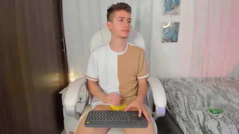 Manuel online show from September 2025 03:54:01 AM