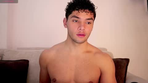 Just Thiago  online show from February 2025 02:37:01 PM