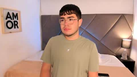 thiago_occonor online show from October 2025 01:02:02 PM