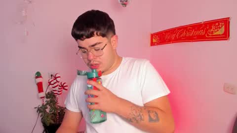 thiago_occonor online show from December 2025 04:50:02 AM