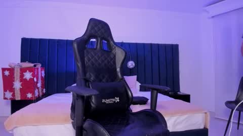 thiago_occonor online show from January 2026 05:00:01 AM